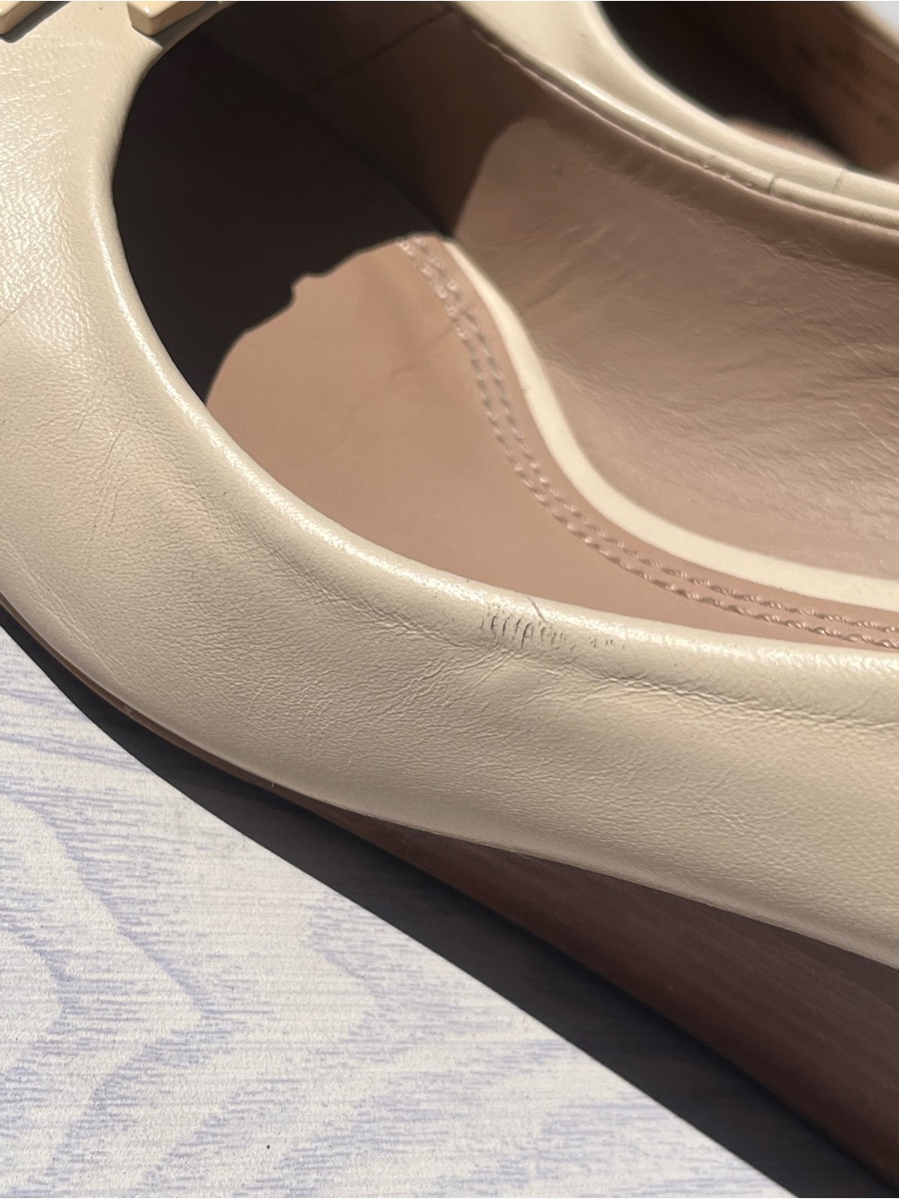 Tory Burch Cream Leather Wedge Pumps with Logo Medallion - Picture 9 of 12